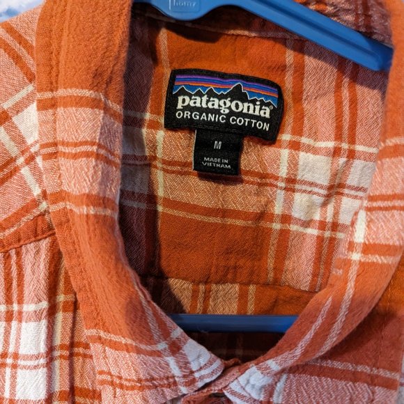 Patagonia Button up - Picture 2 of 3